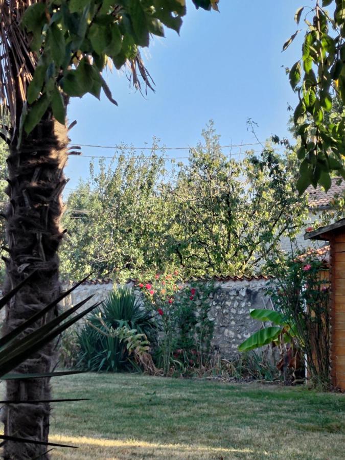 Au Clos Des Figues Hotel Chambon  Exterior photo